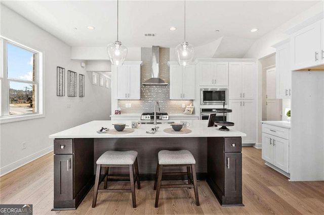 110 Via Roma, Woodstock, GA 30188