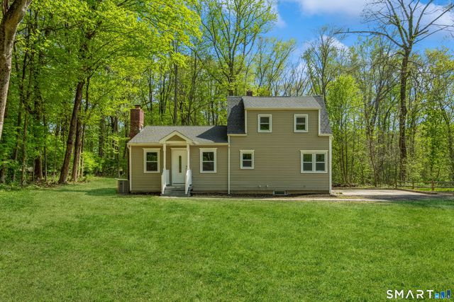 13 Jeanette Street, Monroe, CT 06468