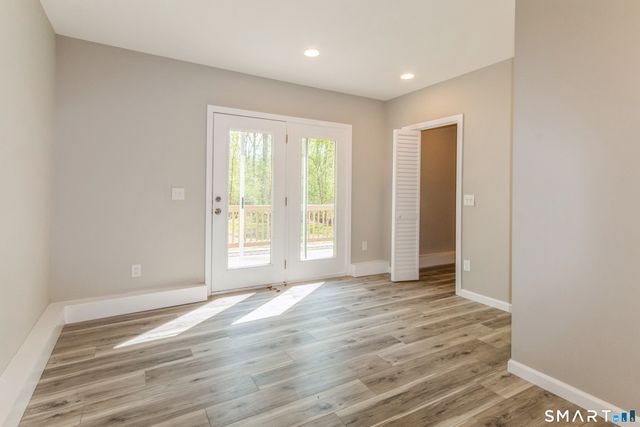 13 Jeanette Street, Monroe, CT 06468