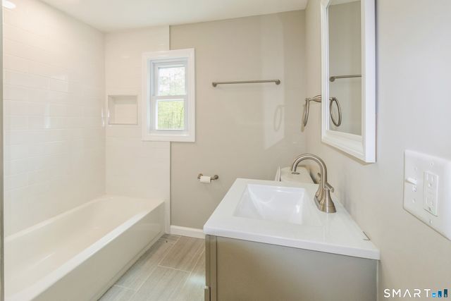 13 Jeanette Street, Monroe, CT 06468