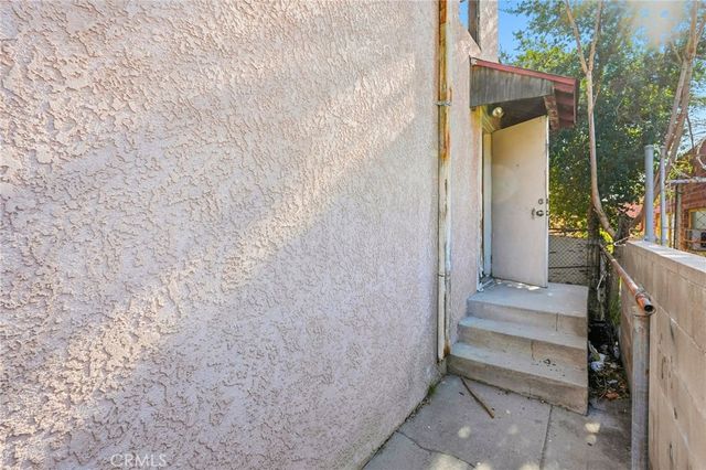 511 S Brand, San Fernando, CA 91340