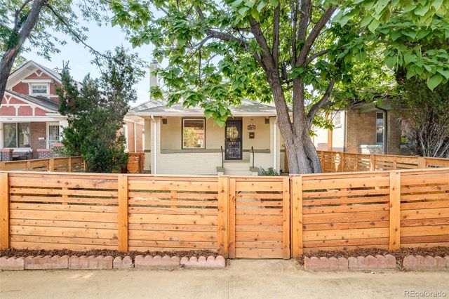 3068 W 38th Avenue, Denver, CO 80211