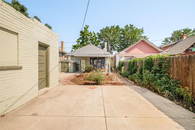 3068 W 38th Avenue, Denver, CO 80211