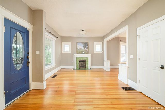 3068 W 38th Avenue, Denver, CO 80211
