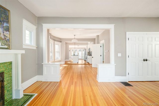 3068 W 38th Avenue, Denver, CO 80211