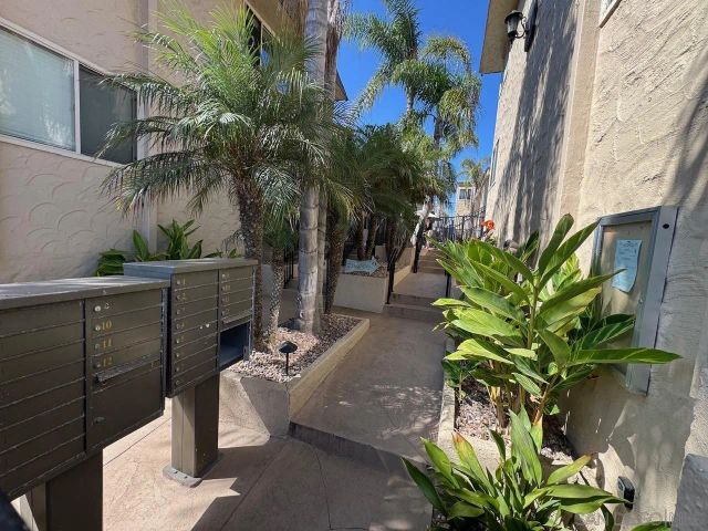 5075 Narragansett Avenue 206, San Diego, CA 92107