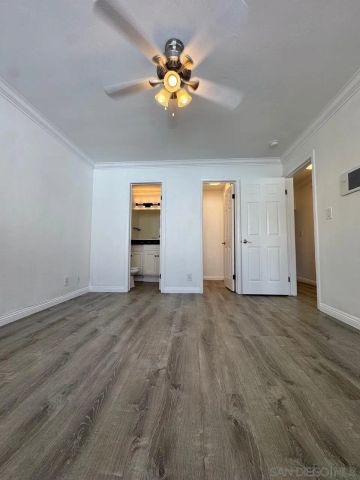 5075 Narragansett Avenue 206, San Diego, CA 92107