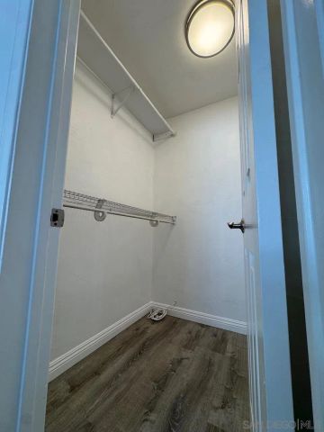 5075 Narragansett Avenue 206, San Diego, CA 92107