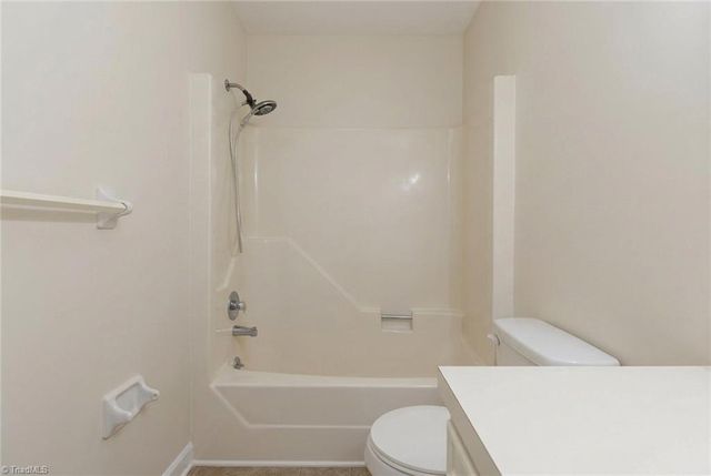 195 Vancouver Court, Kernersville, NC 27284