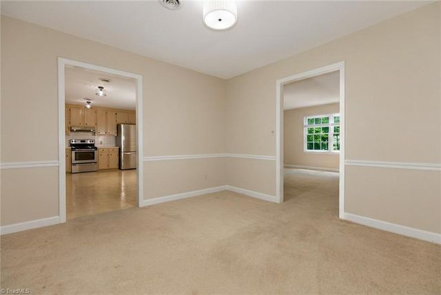 195 Vancouver Court, Kernersville, NC 27284