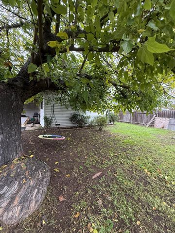 1030 Arrowhead Ave, Rio Linda, CA 95673