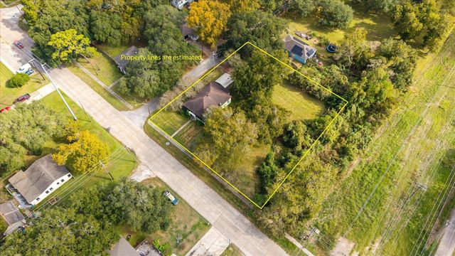 1302 Ross Street, La Marque, TX 77568