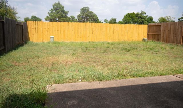 19442 Bold River Road, Tomball, TX 77375