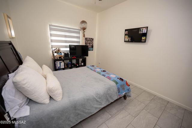 1427 Calle Tordo, Nogales, AZ 85648