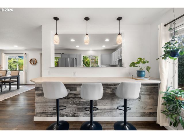 1410 Ne DEKUM St, Portland, OR 97211