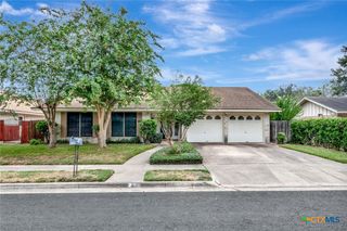 222 Navajo Drive, Victoria, TX 77904