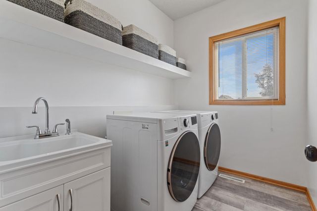 15999 Quince Street NW, Andover, MN 55304