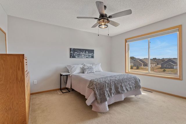 15999 Quince Street NW, Andover, MN 55304