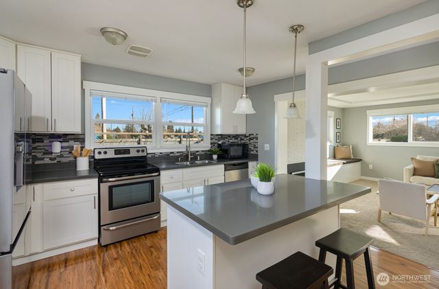 5001 N 25th Street, Tacoma, WA 98406