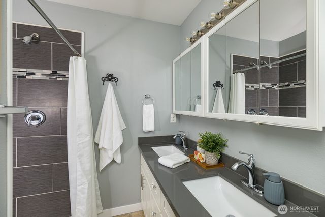 5001 N 25th Street, Tacoma, WA 98406