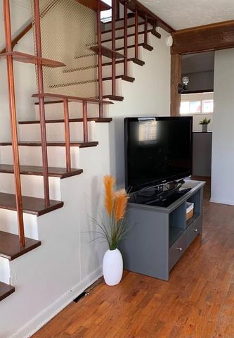 2734 S 8th Street, Kansas City, KS 66103
