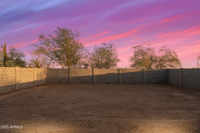 211 W ALSDORF Road, Eloy, AZ 85131