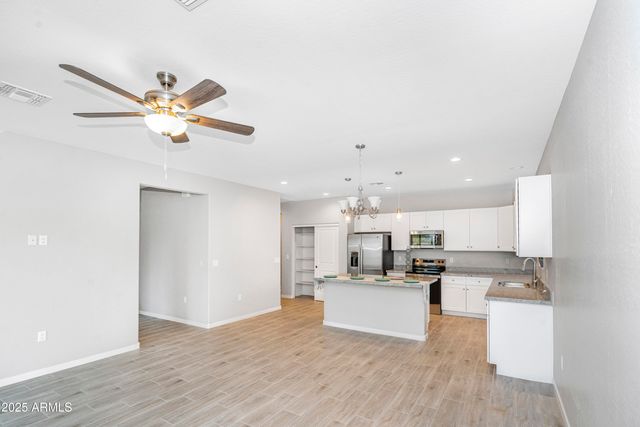 211 W ALSDORF Road, Eloy, AZ 85131