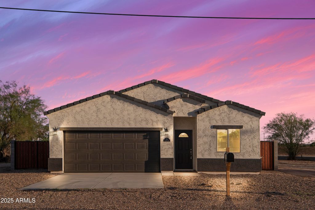 211 W ALSDORF Road, Eloy, AZ 85131