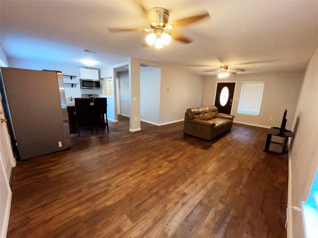 3627 Keeland Street, Houston, TX 77093