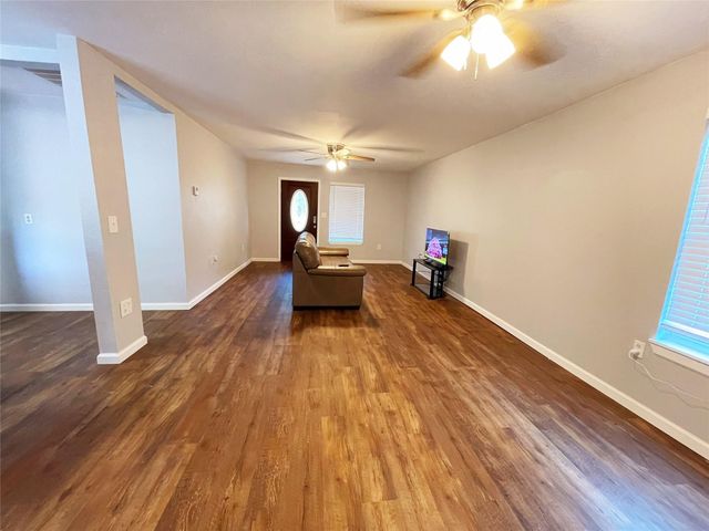 3627 Keeland Street, Houston, TX 77093