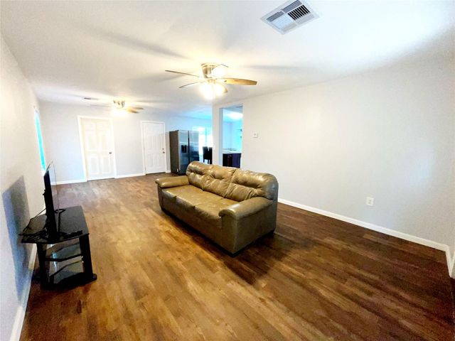 3627 Keeland Street, Houston, TX 77093