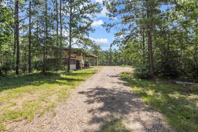 9250 E Fm 942, Livingston, TX 77351