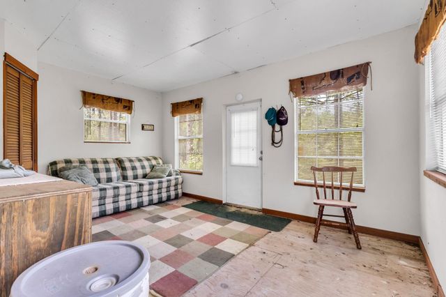 9250 E Fm 942, Livingston, TX 77351