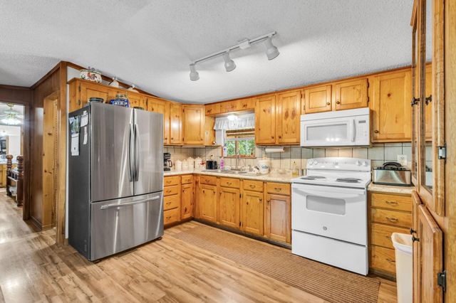 9250 E Fm 942, Livingston, TX 77351