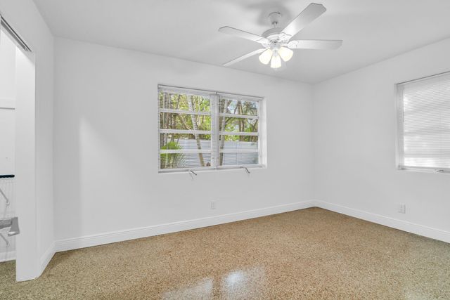 702 Sunset Drive, Lake Worth Beach, FL 33461