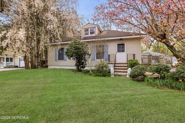 376 Cook Road, Jackson, NJ 08527