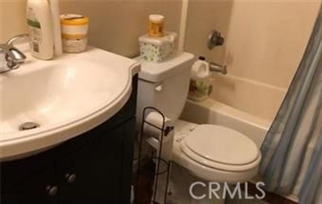 126 Lassen Place D, Ontario, CA 91764