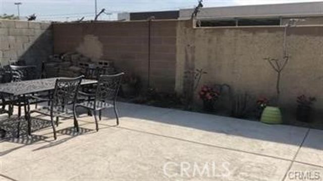 126 Lassen Place D, Ontario, CA 91764