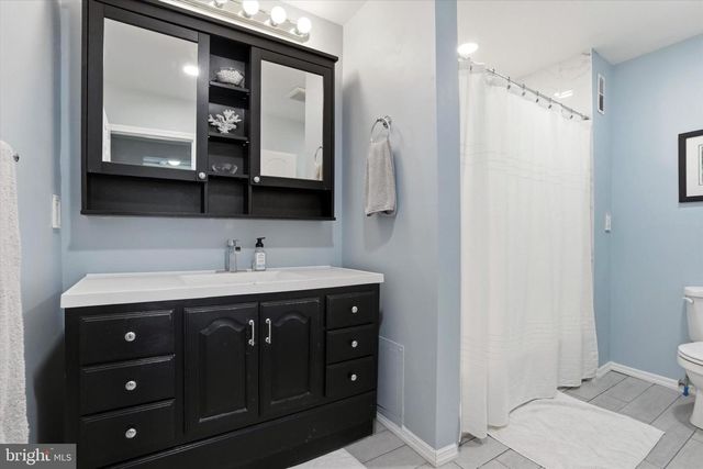 102 CEDAR AVE, Conshohocken, PA 19428
