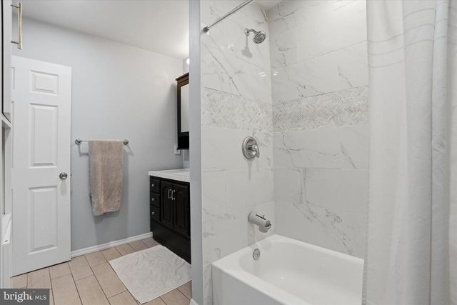 102 CEDAR AVE, Conshohocken, PA 19428