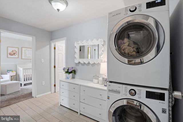 102 CEDAR AVE, Conshohocken, PA 19428