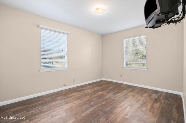 2924 Dantzler Street, Moss Point, MS 39563