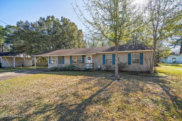 2924 Dantzler Street, Moss Point, MS 39563