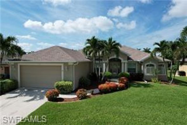 2216 SW 43rd LN, Cape Coral, FL 33914
