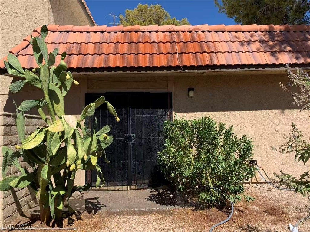 1897 Avacado Court, Henderson, NV 89014 — photo 3