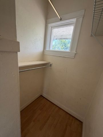 287 Grove 3, Brockton, MA 02302