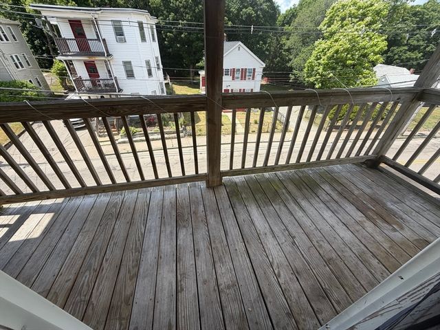 287 Grove 3, Brockton, MA 02302