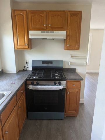 287 Grove 3, Brockton, MA 02302