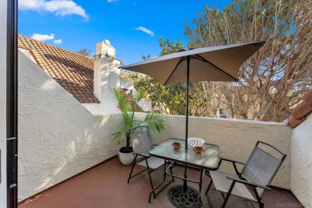 359 N Melrose Drive H, Vista, CA 92083