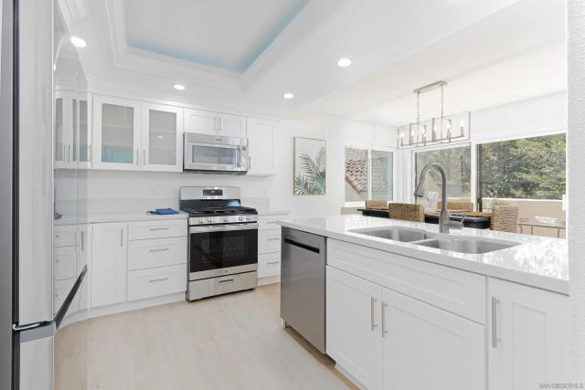 359 N Melrose Drive H, Vista, CA 92083